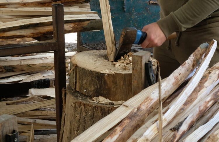 chestnut pale making by hand for fencing